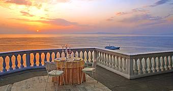 Grand Hotel Cocumella Sorrento Procida hotels